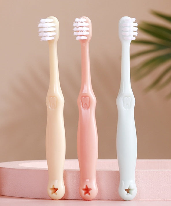 Children's Toothbrush Feathers Are Fine And Silky